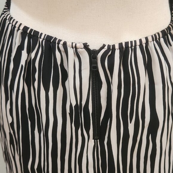 NWOT Alice + Olivia Lexa Plunge Maxi Dress - Picture 13 of 13